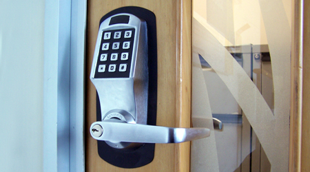 What’s-The-Right-Time-to-Replace-Your-Commercial-Locks